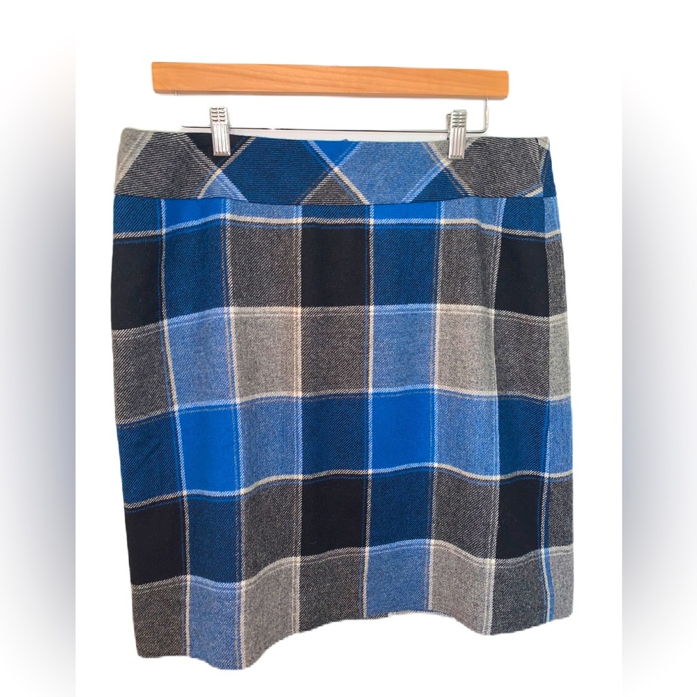 Talbots Blue, Gray & Black Plaid Wool Blend Tailored Pencil Skirt NWT Size 12